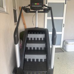 Life Fitness Stair Master 