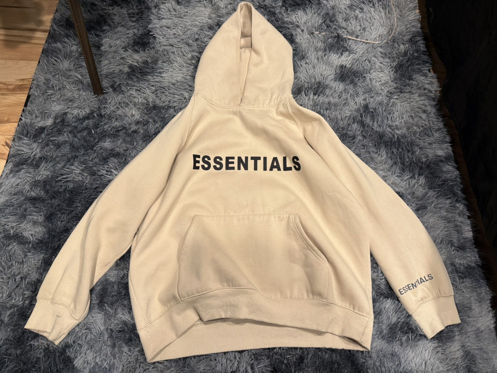 Essentials hoodie