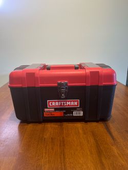 Craftsman Plastic Tool Box 17”