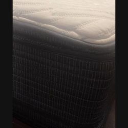 Queen Mattress And Spring Box -MESSAGE ME OFFERS