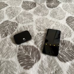 iPod 7th Gen with Charging stand