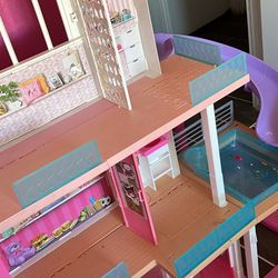 Barbie House