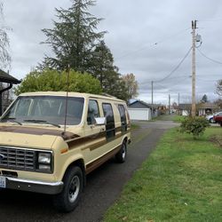 1981 Limited Edition Ford Econoline  Winnebago 