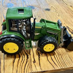 John Deere Kids Toy Tractor 