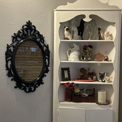 Beautiful Antique Corner Furniture Shelf