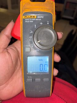 Fluke 902 FC Clamp Meter
