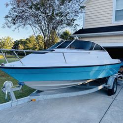 98  Maxum  Cuddy Cub Boat