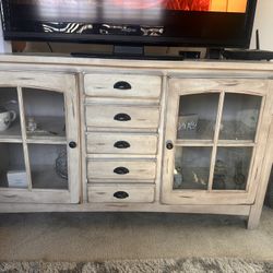  G00D BUY!!!  Antique Distressed Cabinet