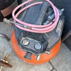 ridgid air compressor 