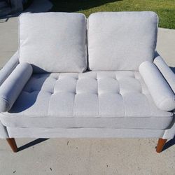 Small LoveSeat 