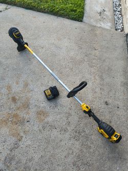 DeWalt Weed Eater
