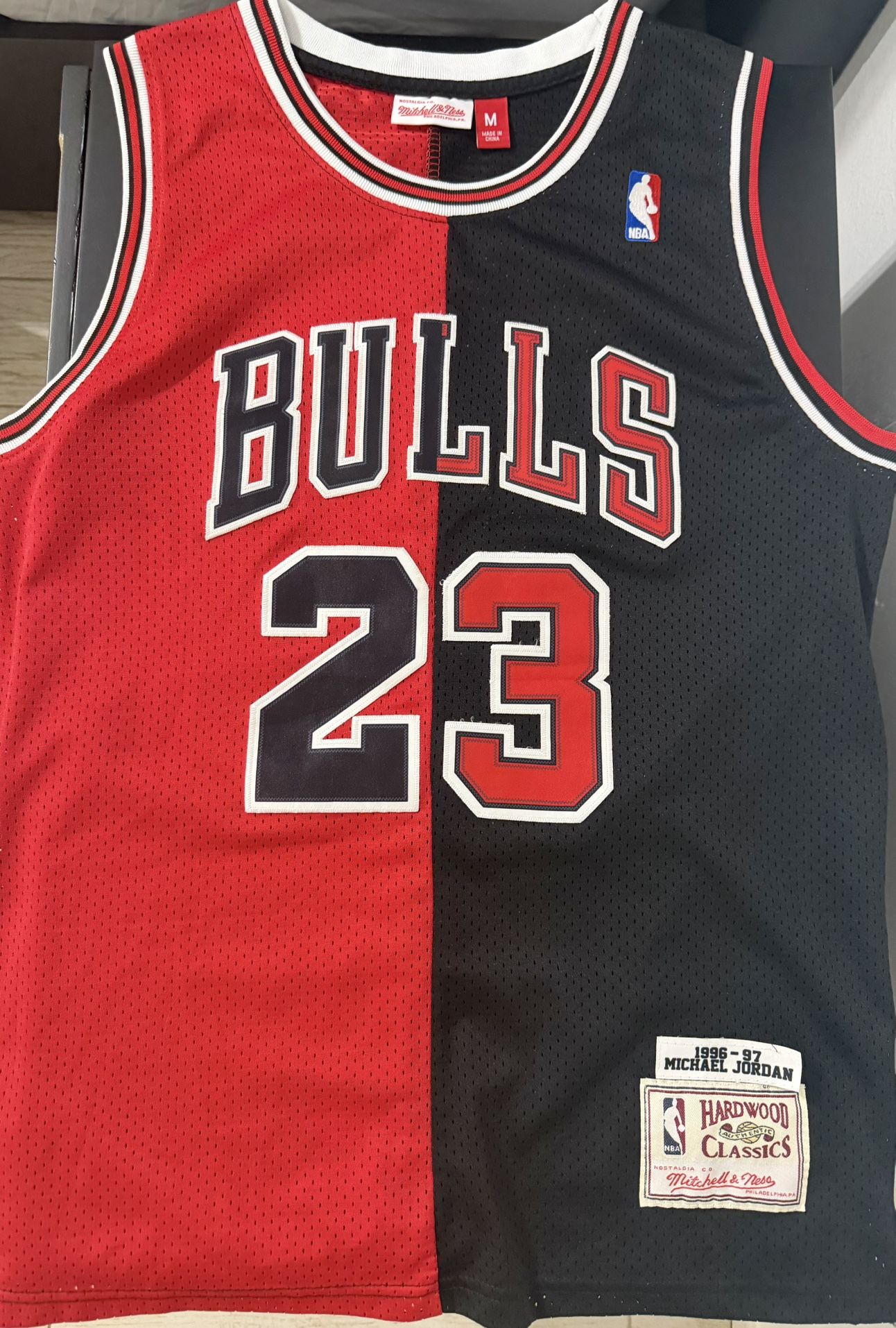 CHICAGO BULLS JERSEY 50$