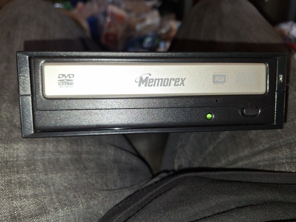 Memorex Mutiformat usb 2.0 External Dvd Recorder