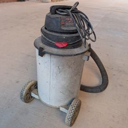 Shop-Vac 6.0 Peak HP Wet/Dry Vacuum