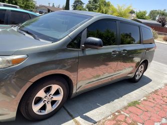 2013 Toyota Sienna