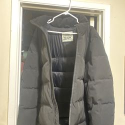 Levi’s Puffer Jacket