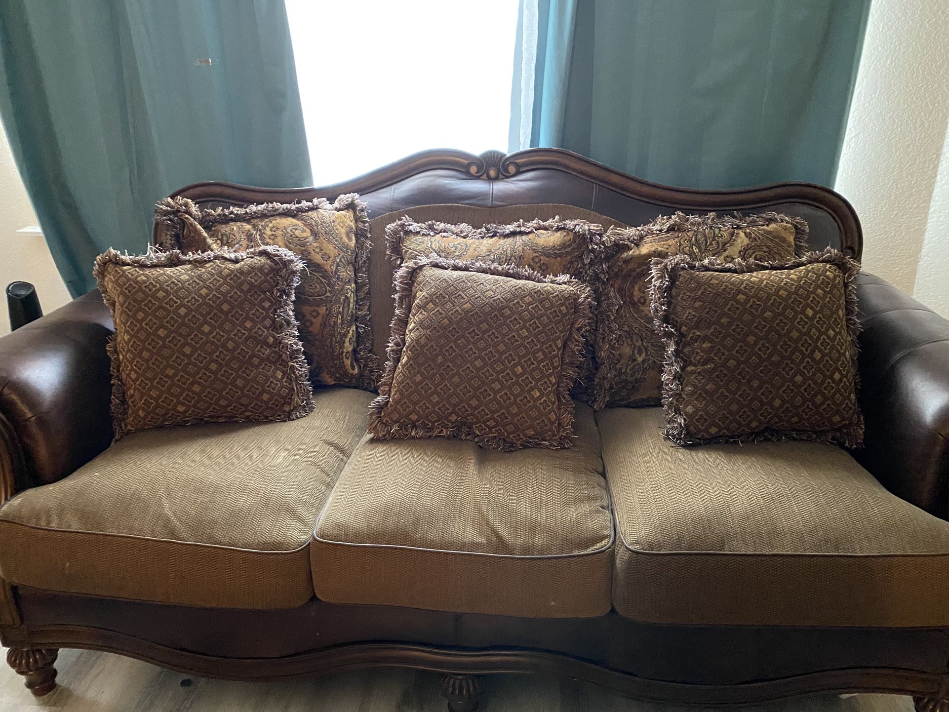 Couches/Muebles