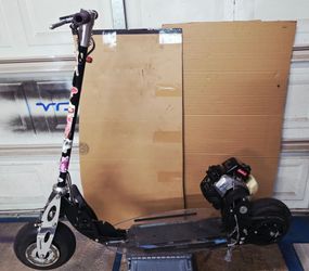 Bladez gas scooter