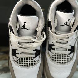 Jordan 4 Retro Ps