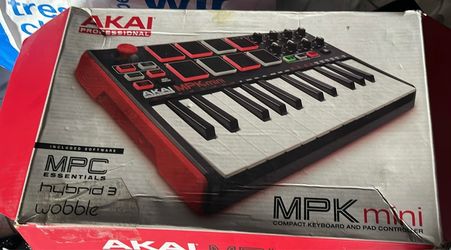 Akai Professional MPK Mini MIDI Controller