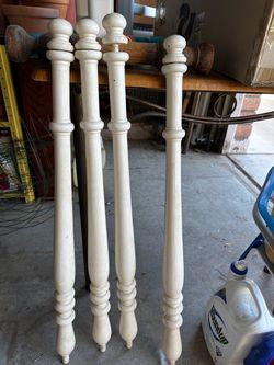 Set of 4 Turned Wood Furniture Legs