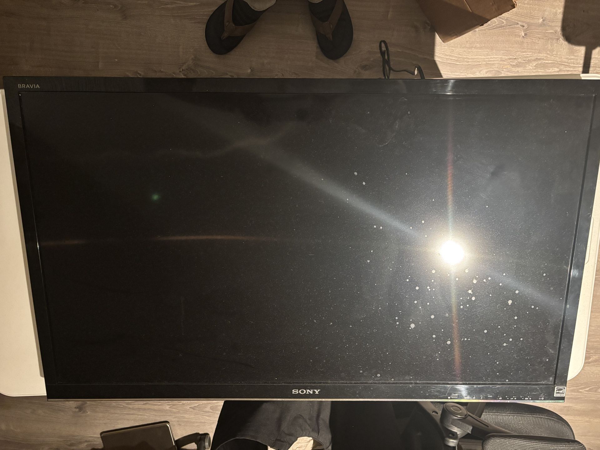 Sony 42” 1080p Television TV KDL-42EX440