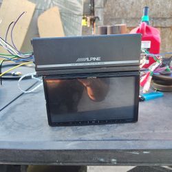 Alpine Double Din And Alpine Amp