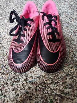 Girls Nike Soccer Cleats