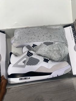 Air Jordan 4 MILITARY BLACK-SIZE 10.5 $150