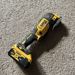 DEWALT 20V MAX XR Oscillating Multi-Tool Cordless, Variable Speed Brushless Motor Multitool with LED