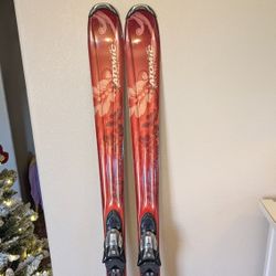 Women's Atomic Skis 