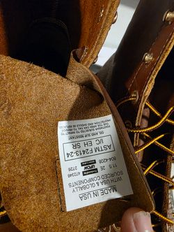 Work boots thorogood