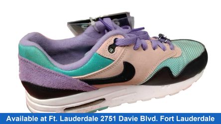 Nike At8131-001 Multi-color