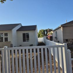 Vinyl Fence 