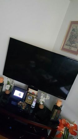 Samsung flat screen TV HDMI/DVI 50"
