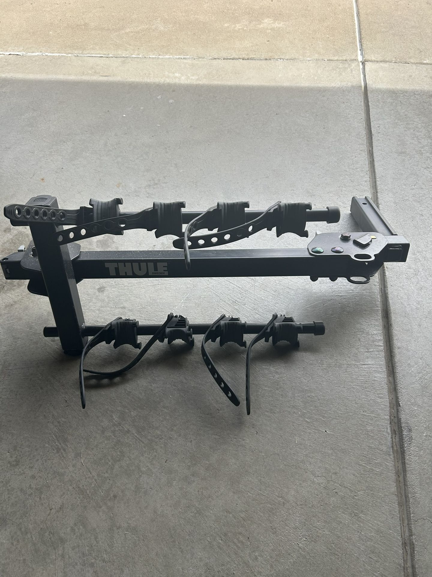 Thule 4 Bike Hitch Carrier