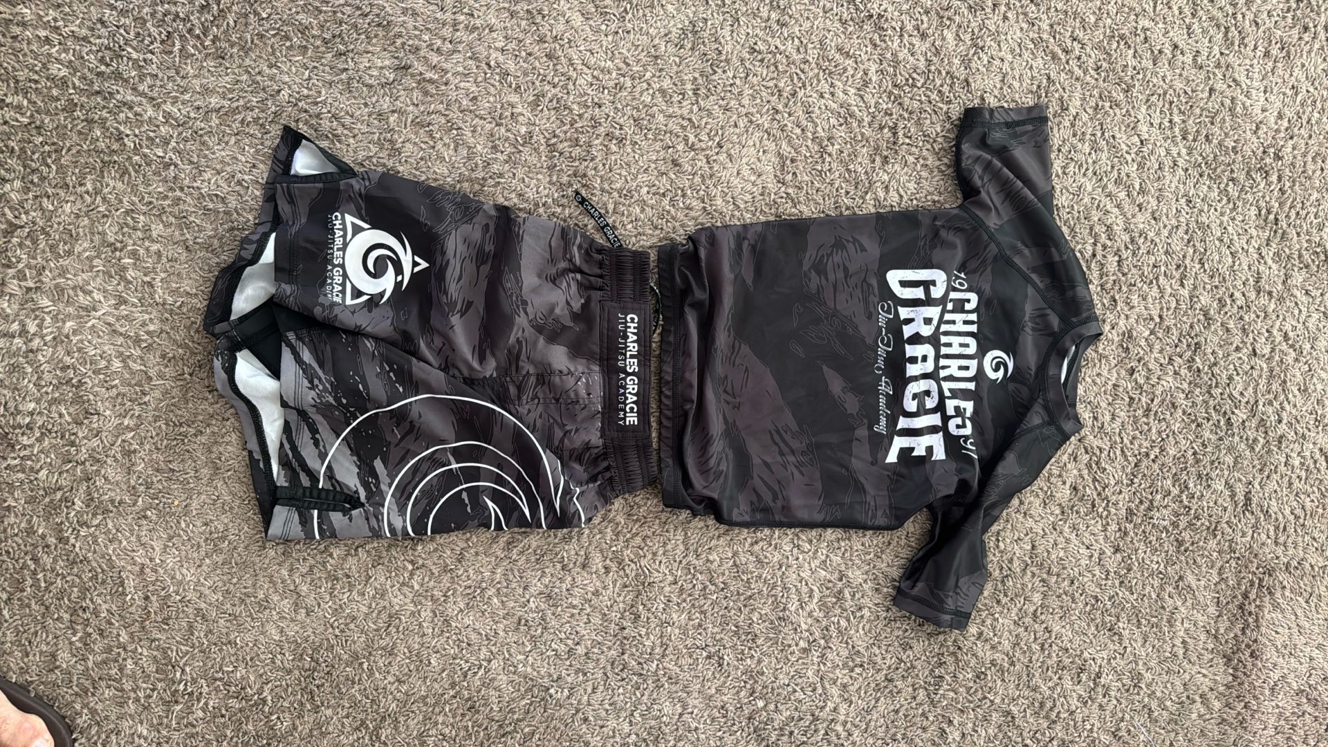 Gracie rash guard and shorts (no Gi)