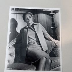 8 X 10 Movie Still Tippi Hedren