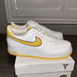 Nike Kobe Bryant x Air Force 1 Lakers