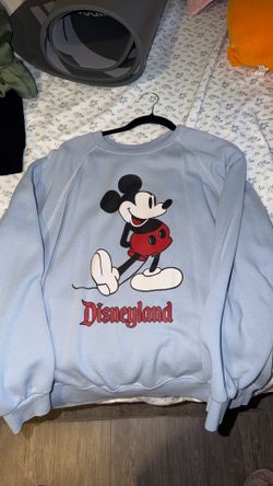 Disneyland crew neck sweater
