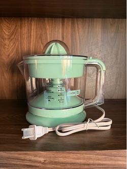 Dash Electric Citrus Juicer