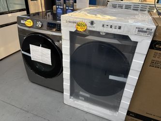 Samsung Stackable Washer and Gas Dryer🔥