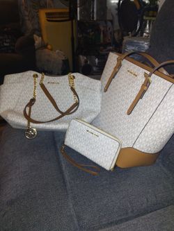 MK PURSES WITH WALLET