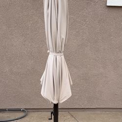 Outdoor Solar Umbrella w/Lights