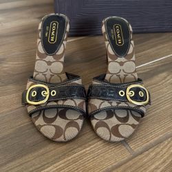 Size 7 Coach Sandals