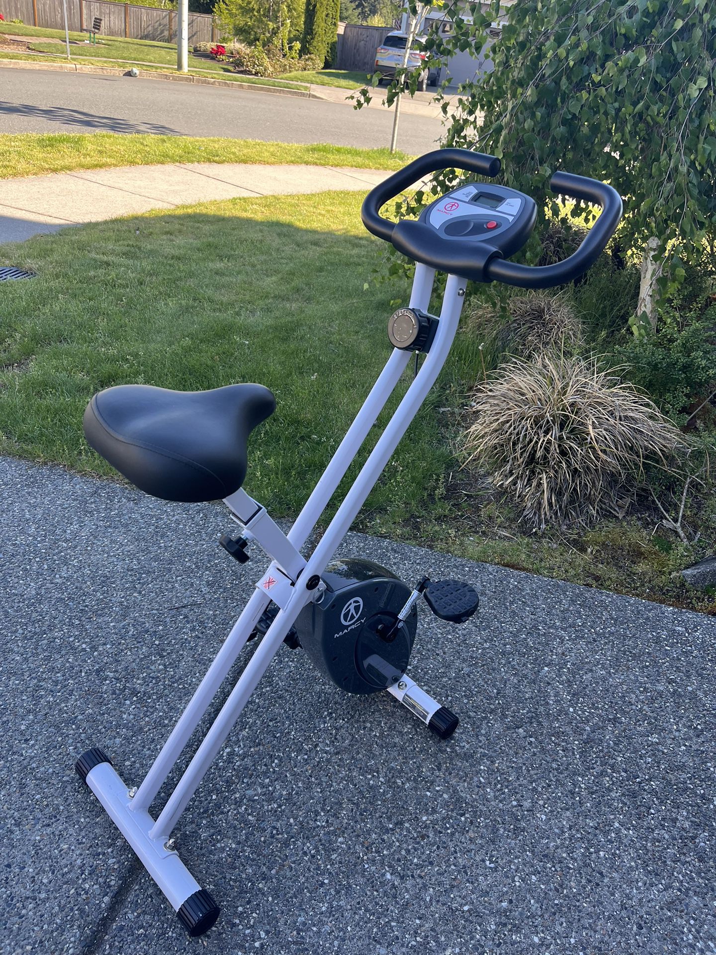 Marcy Foldable Upright Exercise Bike