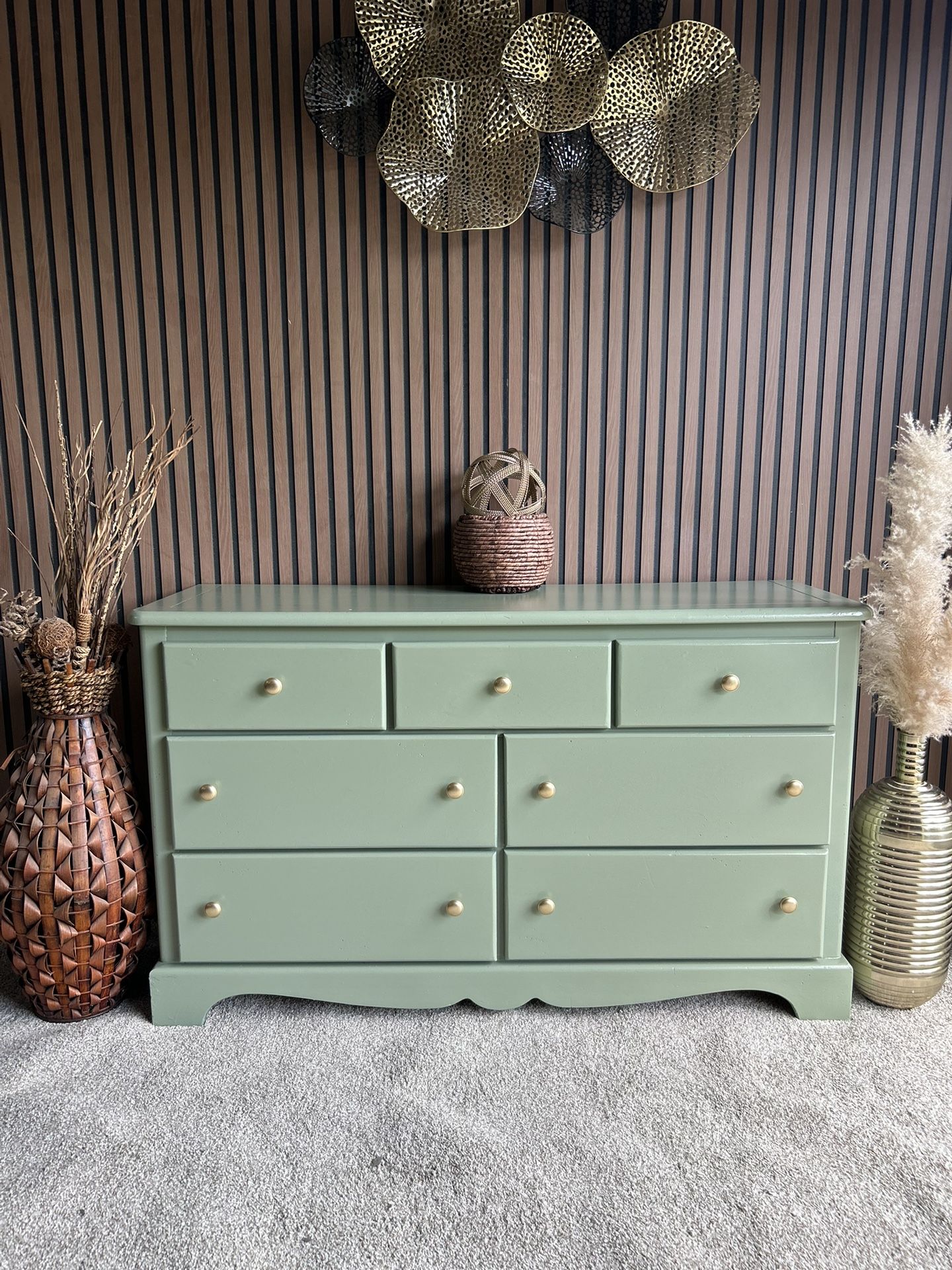 Simple Green Dresser