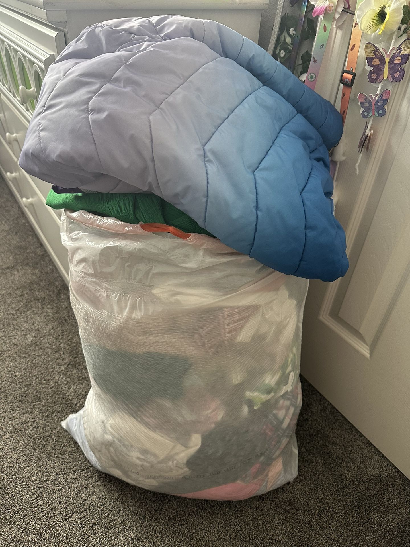 Girl Clothes Size 7-8 In Really Good Condition $45 For All In Bag Firm Pick Up Only