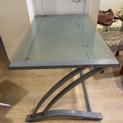 Free Study/Small dining table - Glass Top