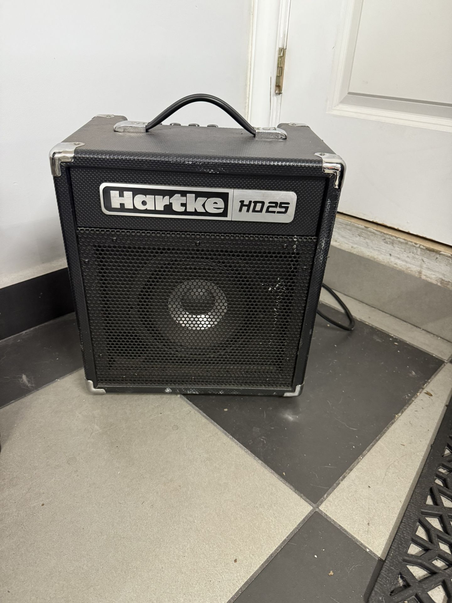 Hartke Hd25 Music Amp